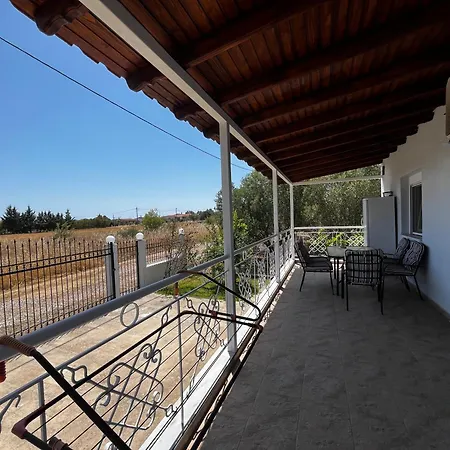 Maria's House With Garden Holiday home *