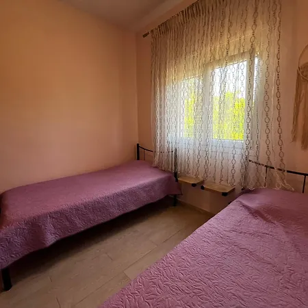 Maria's House With Garden Sozopoli